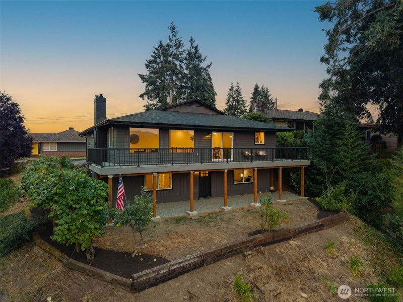 2511 Baymont Place