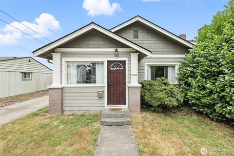 1004 S 5th Avenue Kelso WA 98626