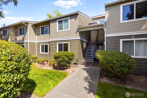 Photo of 820 Cady Road #F105, Everett, WA 98203 (MLS # 2509947)