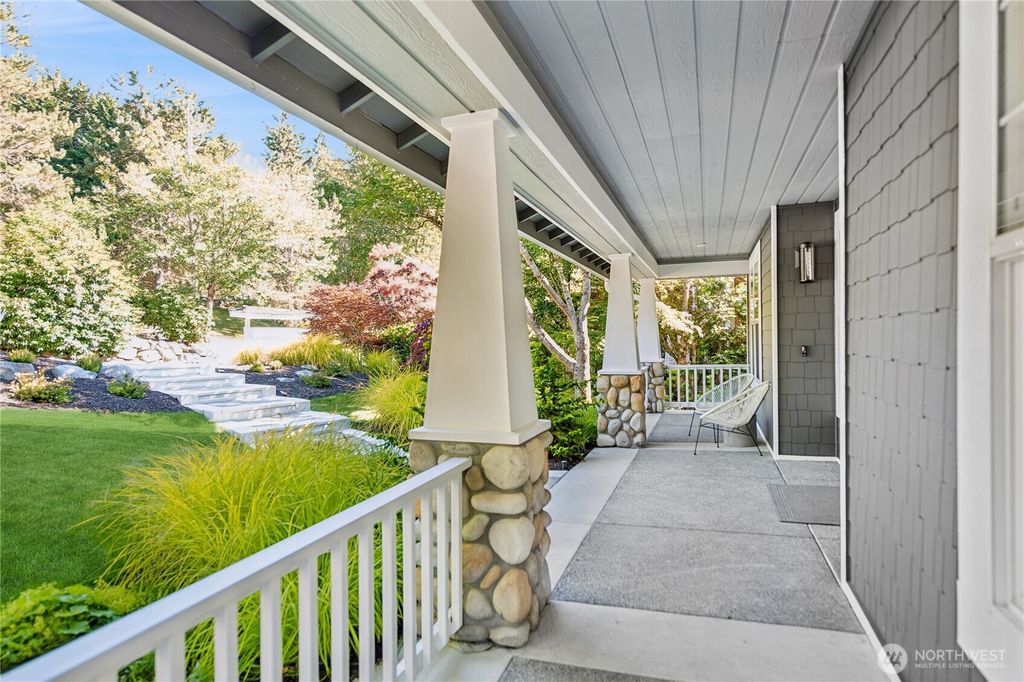 Photo of 4405 229th Place SE, Sammamish, WA 98075 (MLS # 2546829)