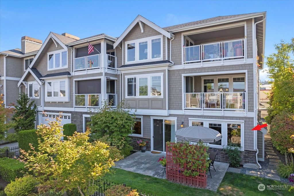 Photo of 249 4th Avenue S #102, Edmonds, WA 98020 (MLS # 2151735)