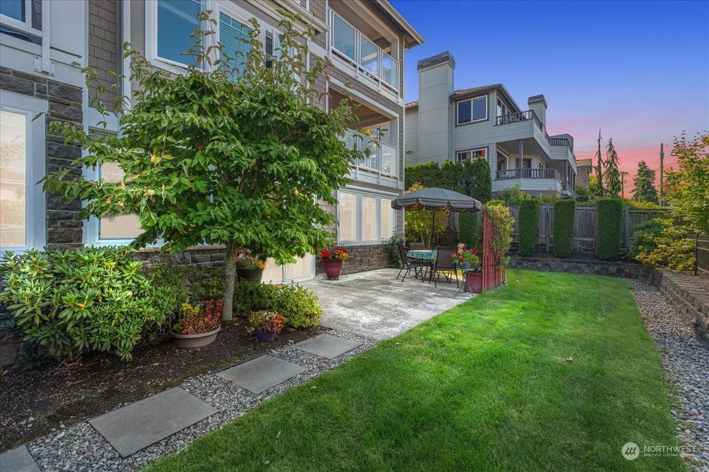 Photo of 249 4th Avenue S #102, Edmonds, WA 98020 (MLS # 2151735)