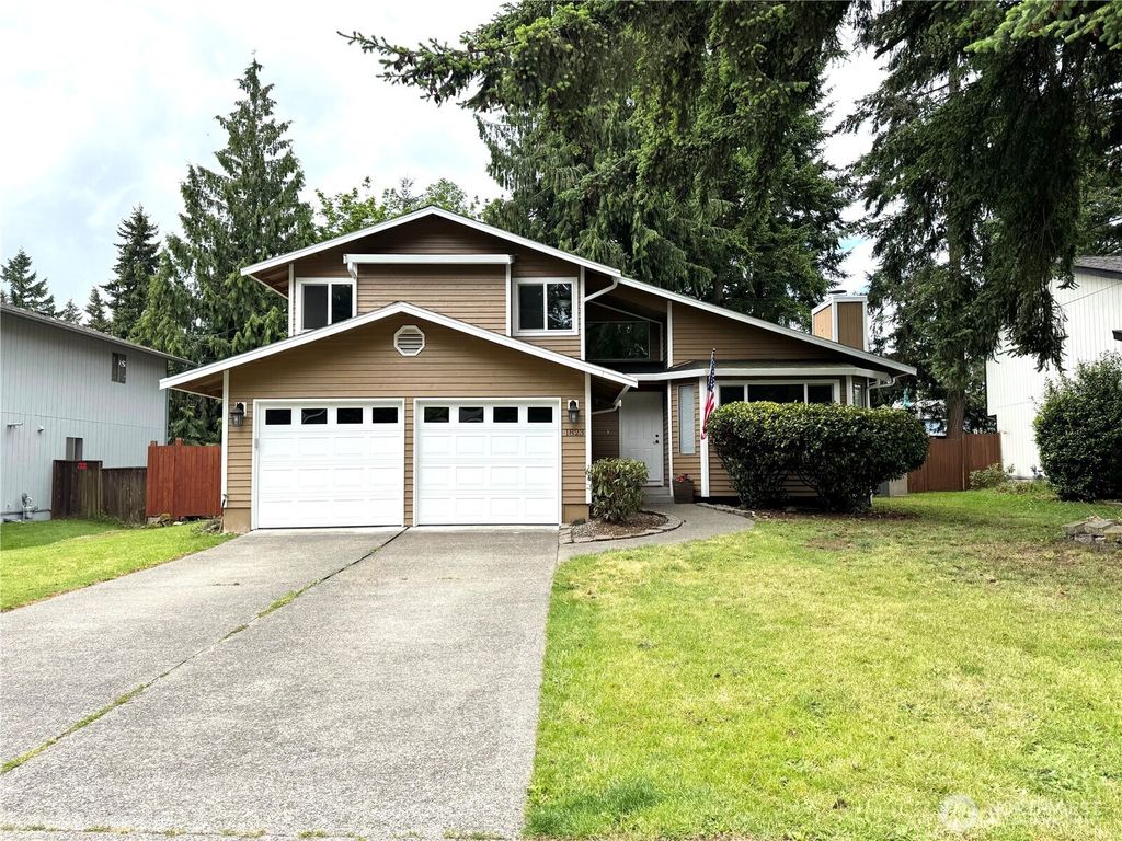 Photo of 1823 SW 353rd Place N, Federal Way, WA 98023 (MLS # 2379687)