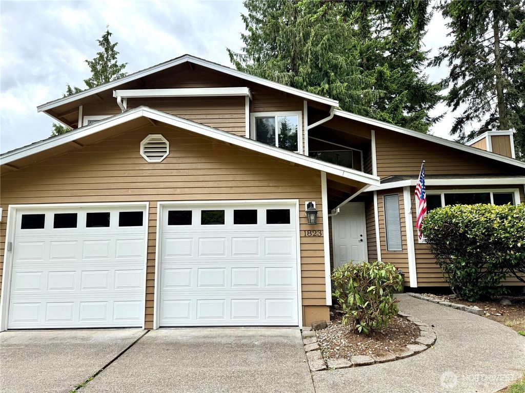 Photo of 1823 SW 353rd Place N, Federal Way, WA 98023 (MLS # 2379687)