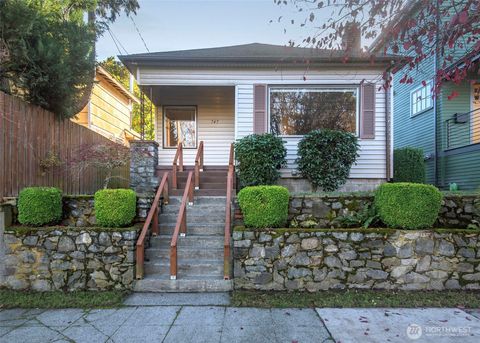 Photo of 747 N 78th Street, Seattle, WA 98103 (MLS # 2455890)