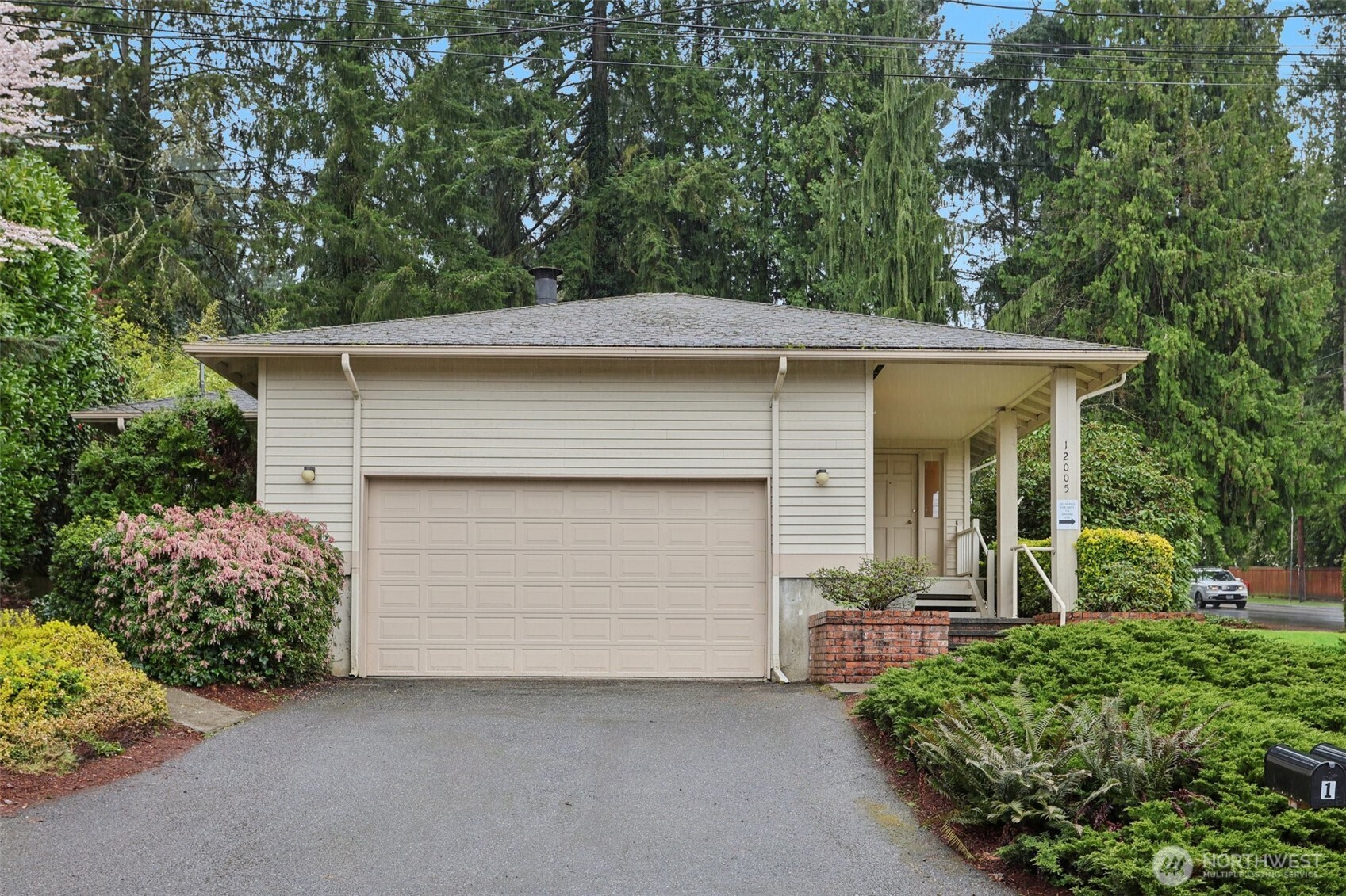 12005 NE 83rd Street