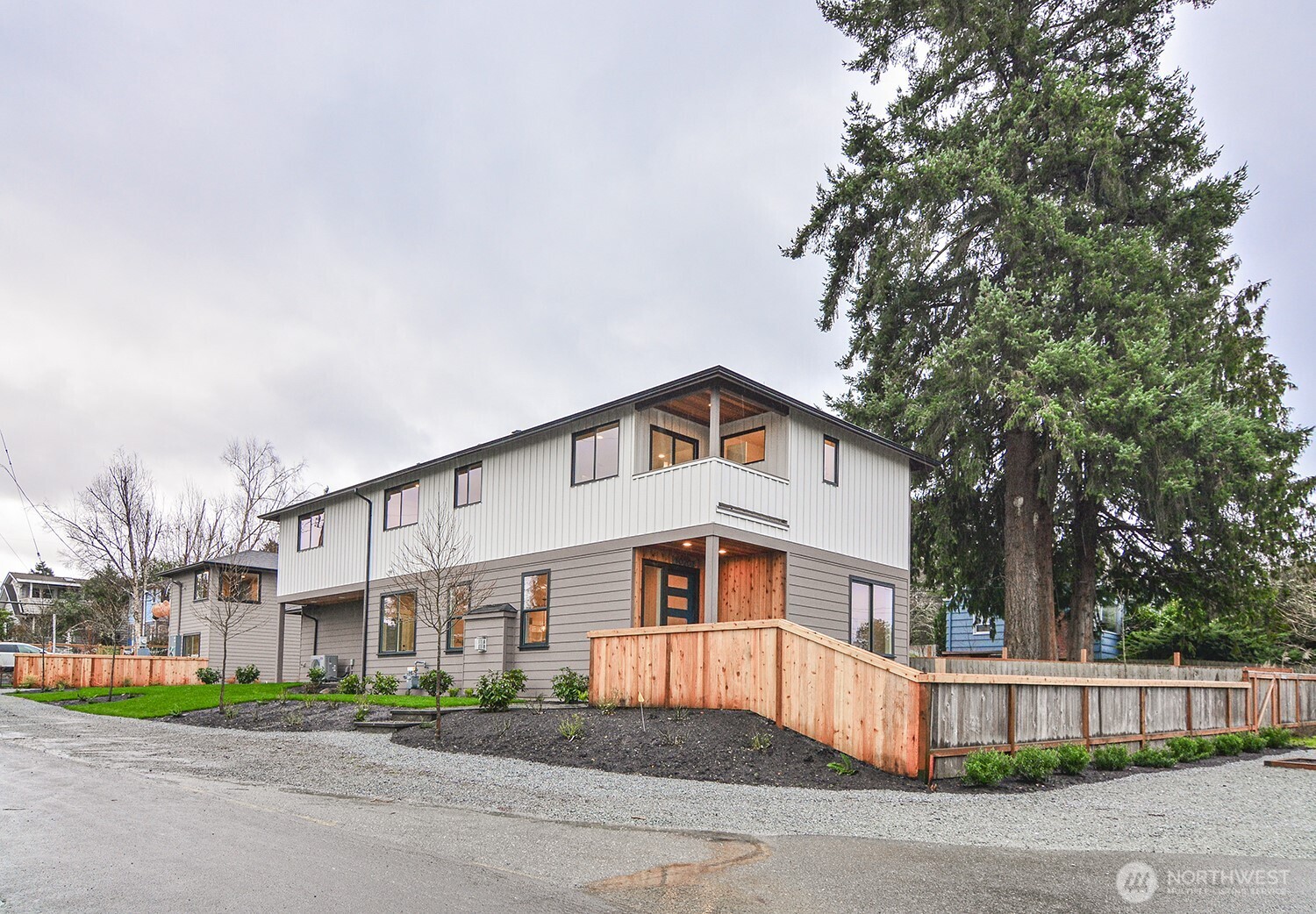 10202 44th Avenue SW