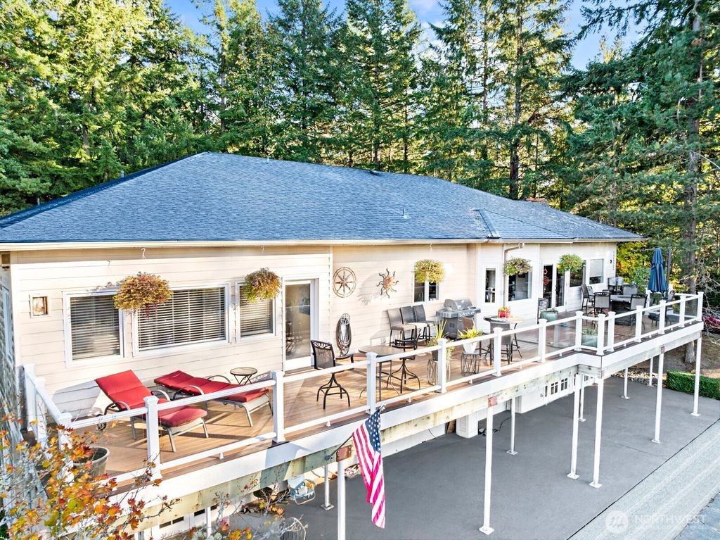 Photo of 12822 Canterwood Boulevard NW, Gig Harbor, WA 98332 (MLS # 2511245)