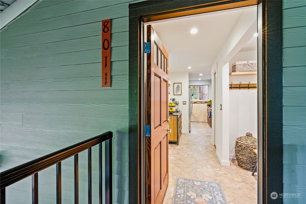 Photo of 8011 145th Avenue NE, Redmond, WA 98052 (MLS # 2126998)