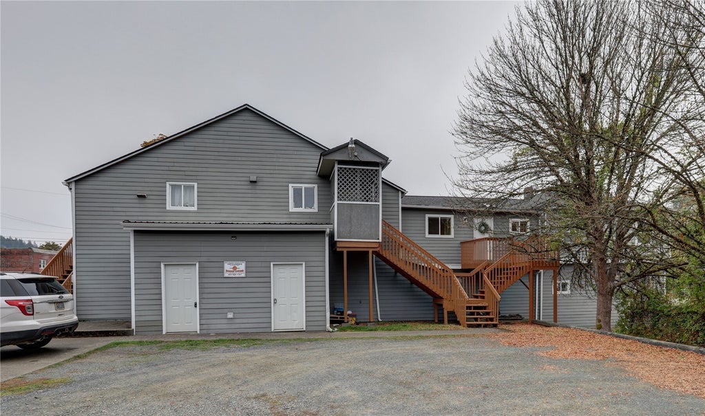 Photo of 321 S Third Street, Shelton, WA 98584 (MLS # 2596172)