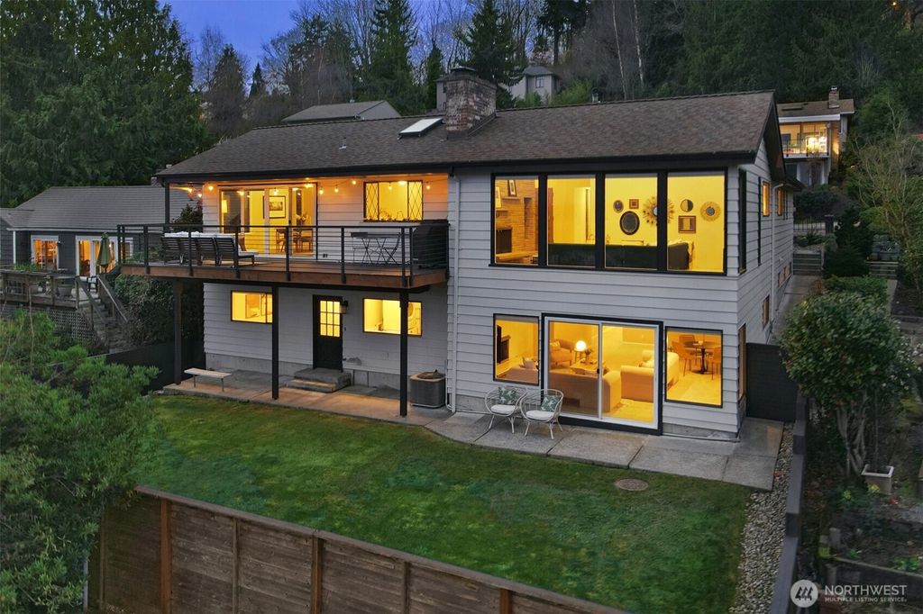 Photo of 7710 57th Avenue NE, Seattle, WA 98115 (MLS # 2493237)