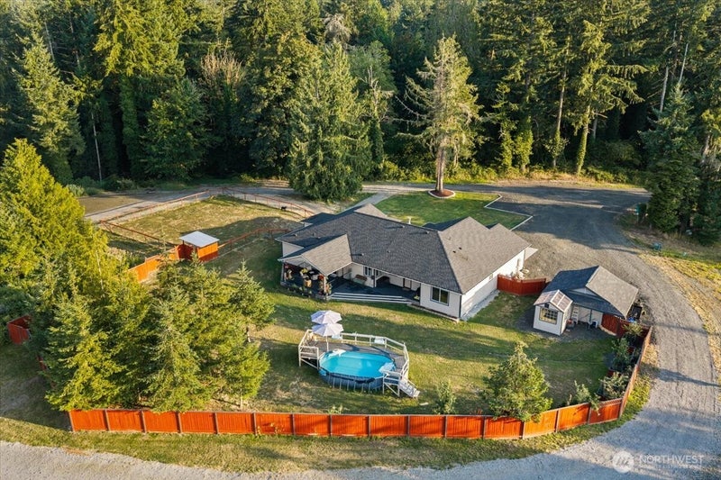 2701 Fishtrap Loop NE
