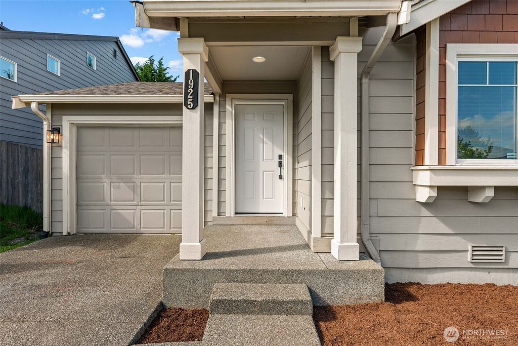 Photo of 1925 199th Street E, Spanaway, WA 98387 (MLS # 2510901)