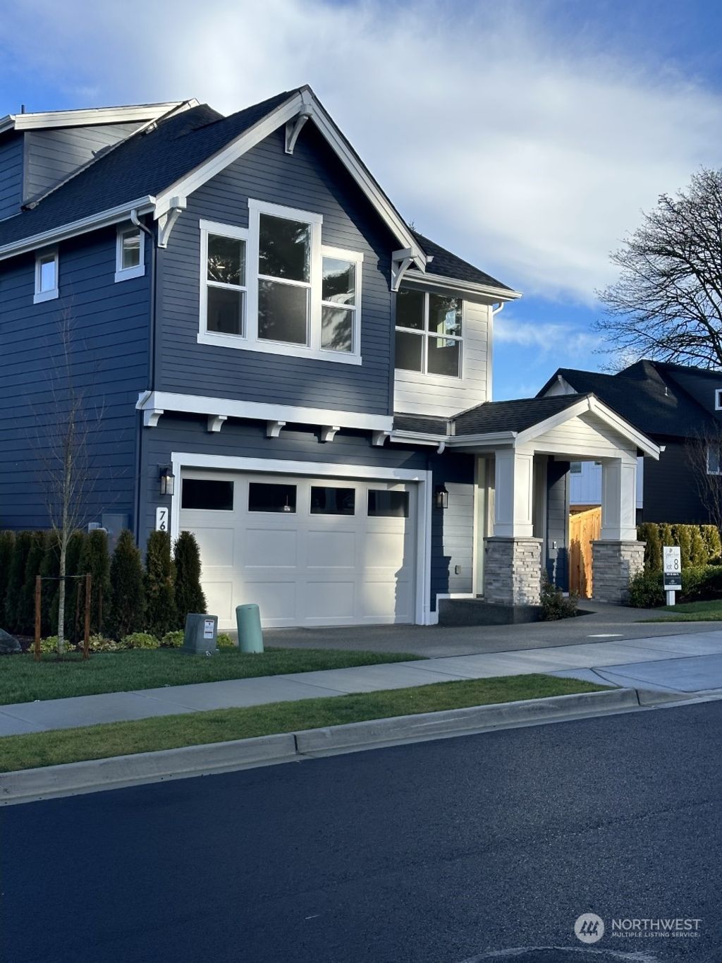 Photo of 7694 NE 165th Place, Kenmore, WA 98028 (MLS # 2027139)