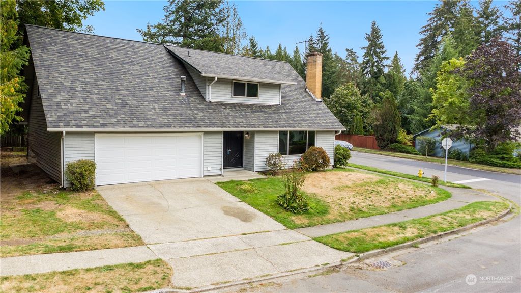 Photo of 10010 161st Avenue NE, Redmond, WA 98052 (MLS # 2286527)