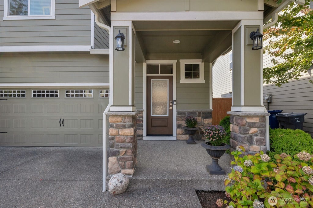 Photo of 5634 85th Drive NE, Marysville, WA 98270 (MLS # 2585883)
