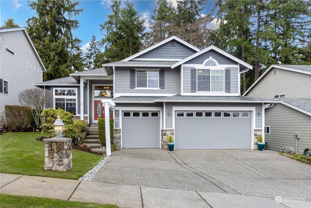 Photo of 217 150th Street SE, Lynnwood, WA 98087 (MLS # 2037413)