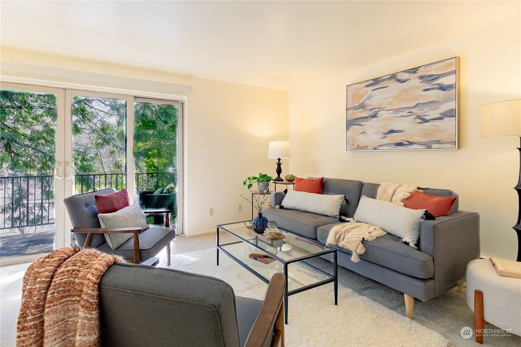 Photo of 11004 NE 68th Street #925, Kirkland, WA 98033 (MLS # 2060549)