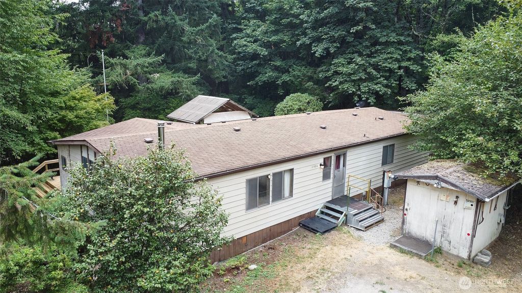 Photo of 11506 190th Avenue SE, Issaquah, WA 98027 (MLS # 2418094)