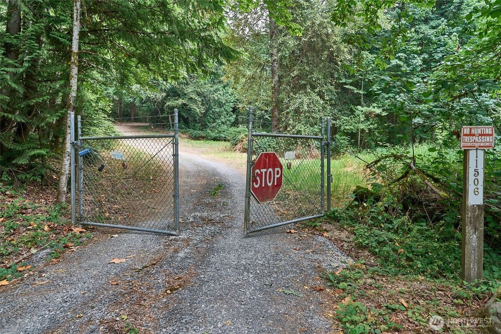 Photo of 11506 190th Avenue SE, Issaquah, WA 98027 (MLS # 2418094)