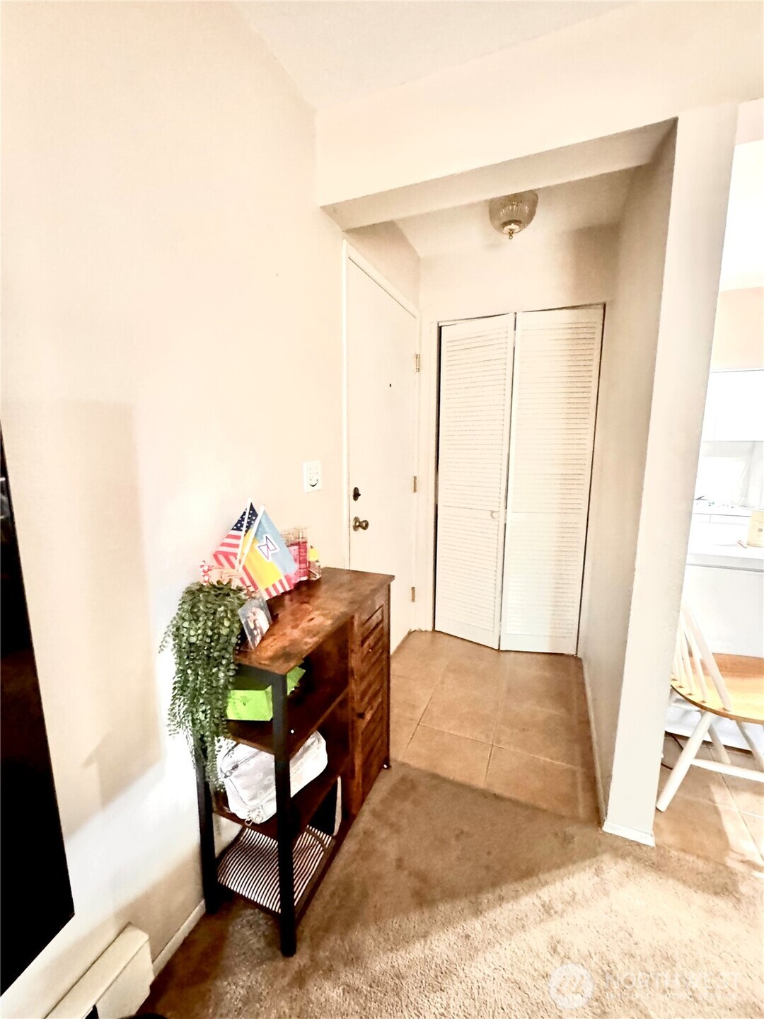 6105 N 16th Street N103