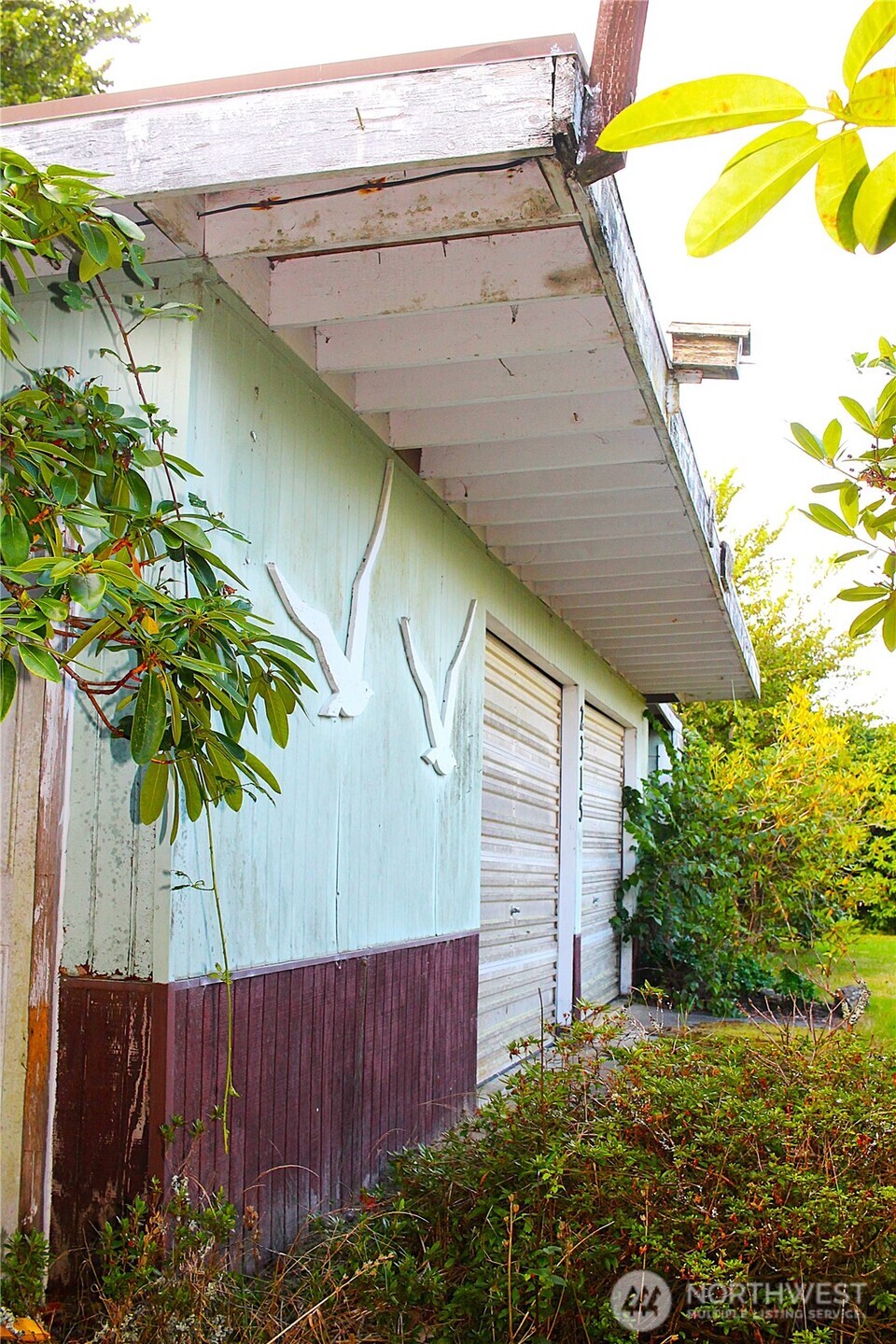 2315 Pleasant Drive S