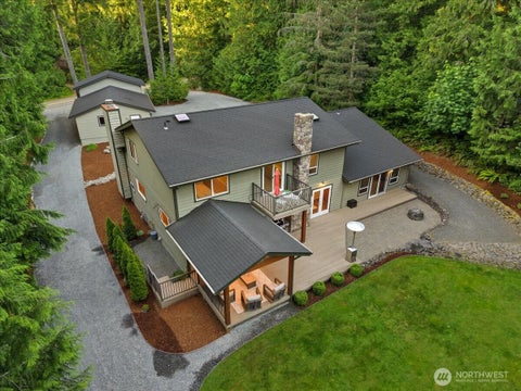 Photo of 26069 SE 154th Street, Issaquah, WA 98027 (MLS # 2542199)