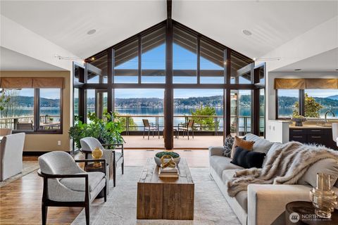 1402 W Lake Sammamish Parkway SE Bellevue WA 98008