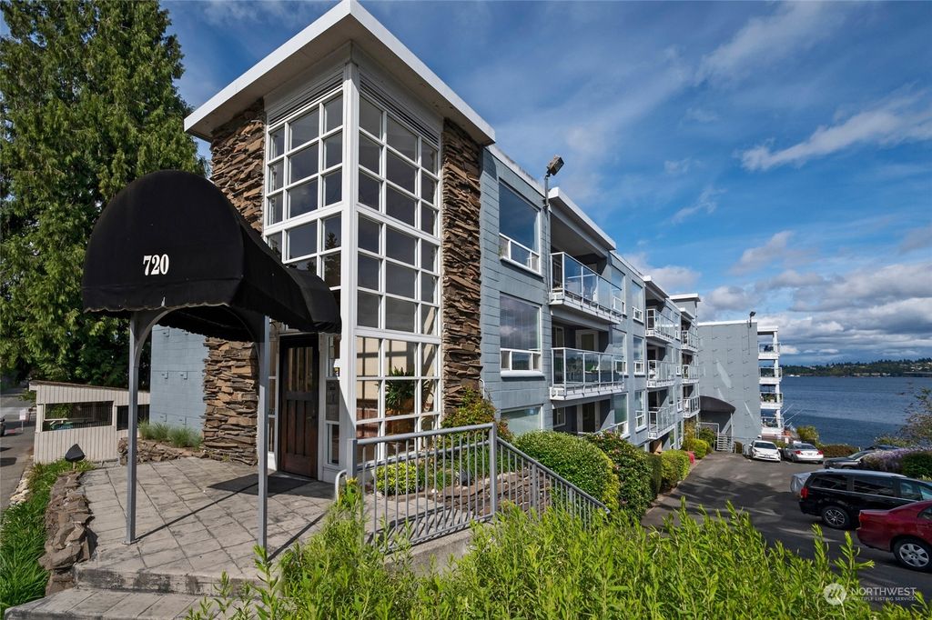 Photo of 720 Lakeside Avenue S #201, Seattle, WA 98144 (MLS # 2030101)
