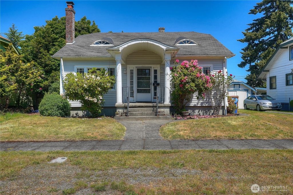 Photo of 511 S 35th Street, Tacoma, WA 98418 (MLS # 2531293)