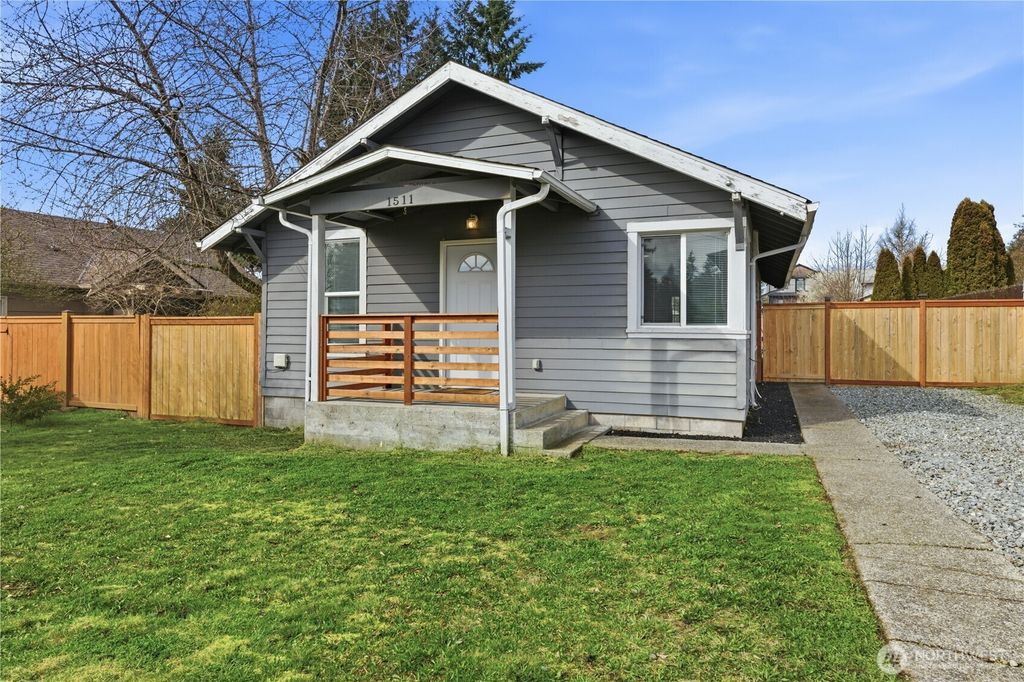 Photo of 1511 S 47th Street, Tacoma, WA 98408 (MLS # 2494914)
