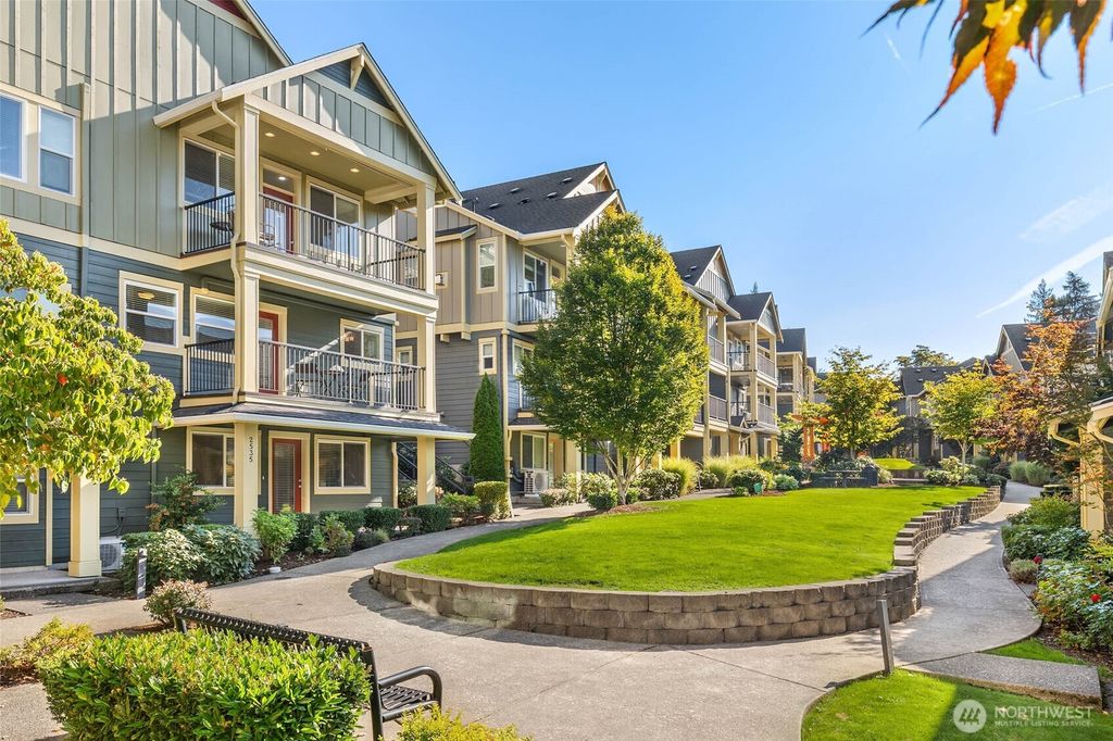 Photo of 2535 NE Mulberry Walk Walk, Issaquah, WA 98029 (MLS # 2447999)