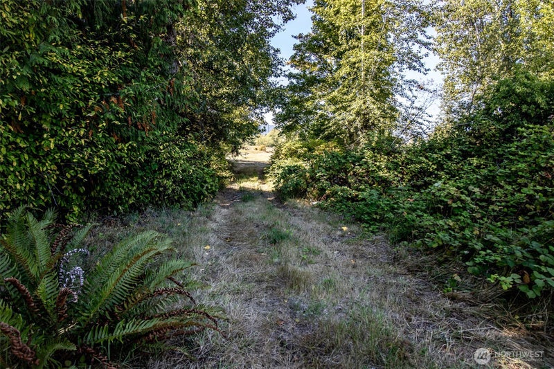 243043 Highway 101