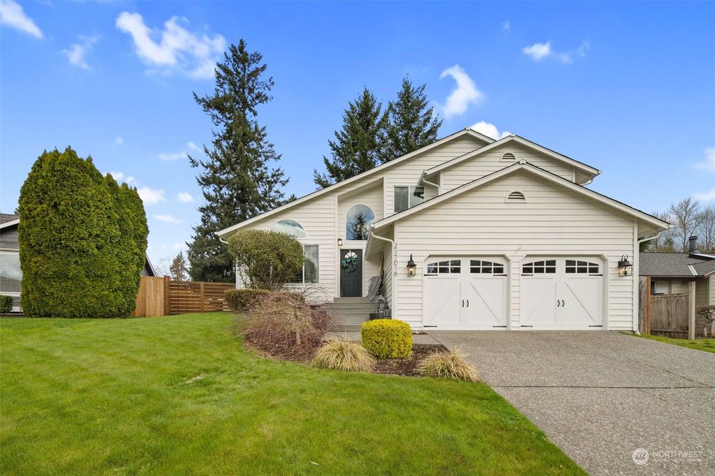 Photo of 17016 SE 251st Street, Covington, WA 98042 (MLS # 2217719)