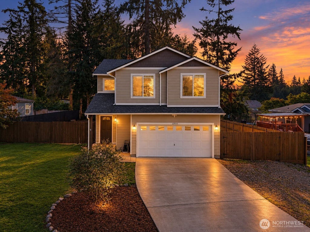 Photo of 12914 Prairie Circle E, Bonney Lake, WA 98391 (MLS # 2591448)