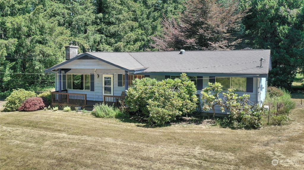 Photo of 2026 324th Avenue NE, Carnation, WA 98014 (MLS # 2262310)