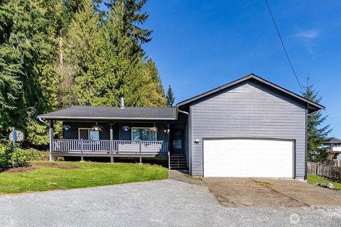 Photo of 8635 215th Street NE, Arlington, WA 98223 (MLS # 2505300)