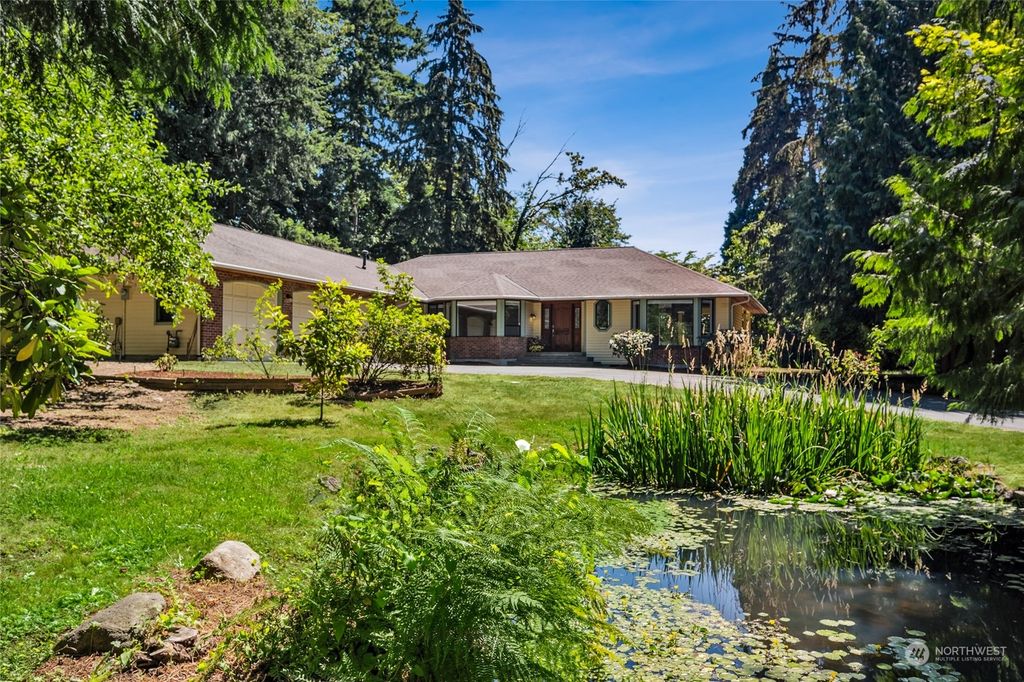 Photo of 13457 SE 235th Street, Kent, WA 98042 (MLS # 2251226)