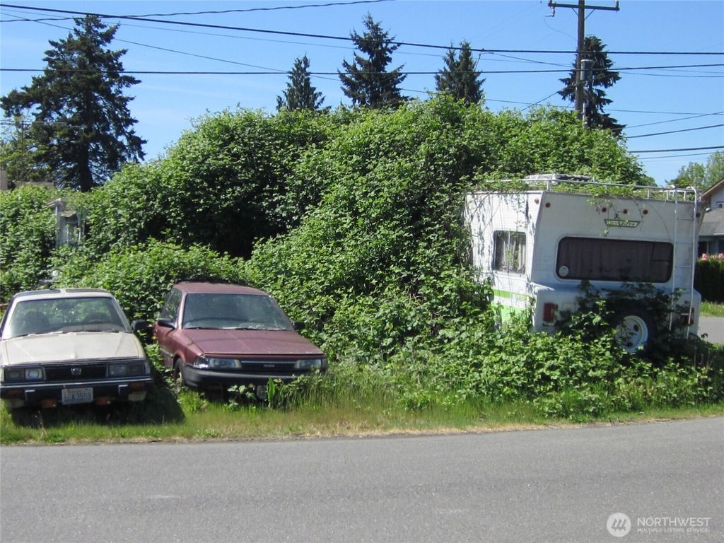 Photo of 12203 45th Avenue S, Tukwila, WA 98178 (MLS # 2373539)