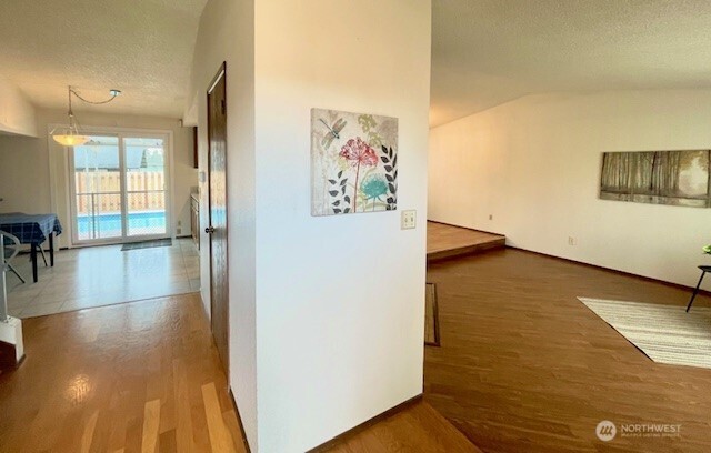 14015 12th Avenue S