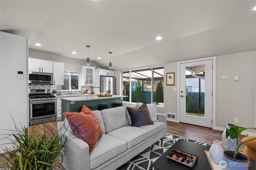 Photo of 18121 12th Avenue NE, Shoreline, WA 98155 (MLS # 2479737)