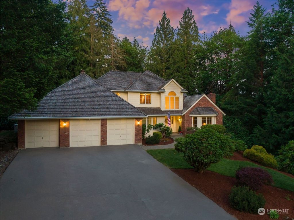 Photo of 13030 205th Place SE, Issaquah, WA 98027 (MLS # 2077836)