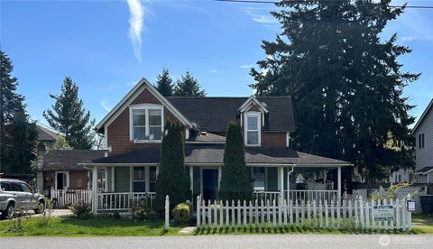 Photo of 211 Seventh Street, Snohomish, WA 98290 (MLS # 2502103)