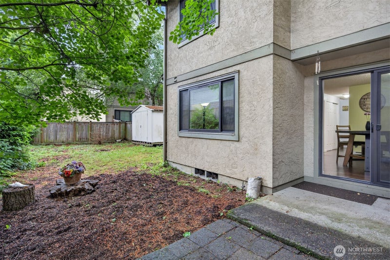 10037 NE 138th Place D2