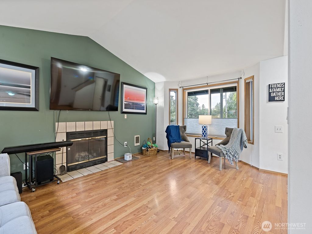 Photo of 18714 NE 103rd Avenue, Bothell, WA 98011 (MLS # 2384234)