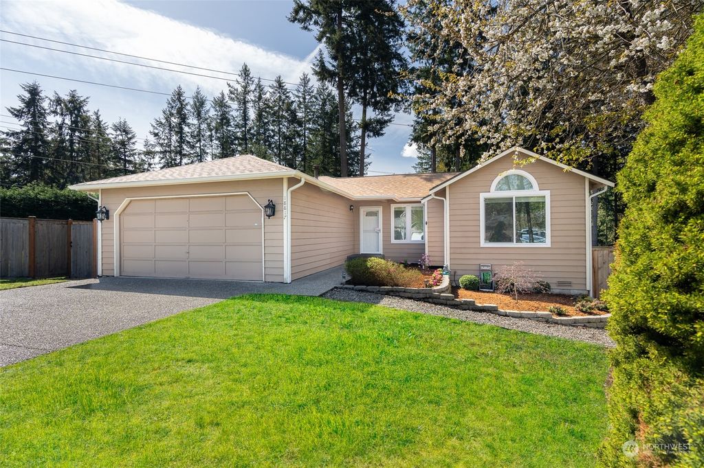 Photo of 18817 SE 271st Place, Covington, WA 98042 (MLS # 2219141)