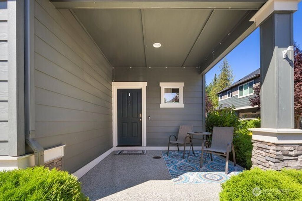 Photo of 10213 6th Place SE, Lake Stevens, WA 98258 (MLS # 2409736)