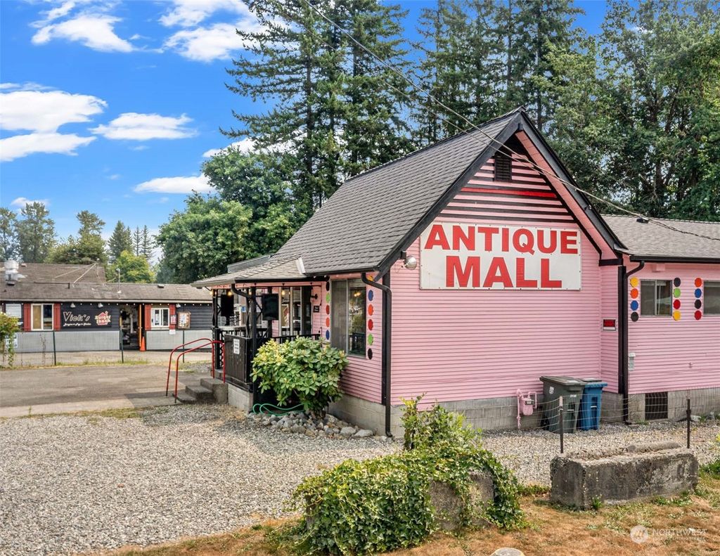 Photo of 31716 US 2, Sultan, WA 98294 (MLS # 2230541)