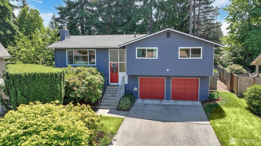 Photo of 12935 SE 185th Street, Renton, WA 98058 (MLS # 2405454)
