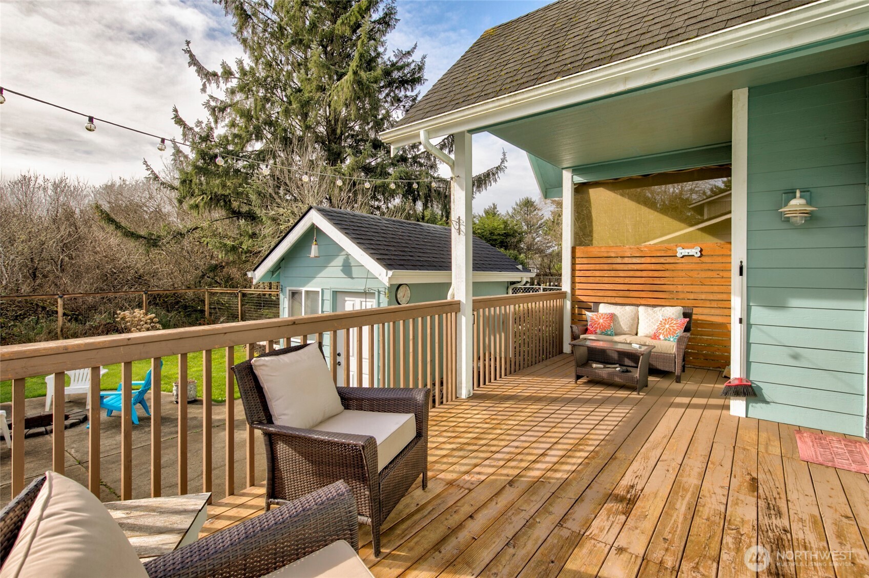 177 Ocean Lake Way SW